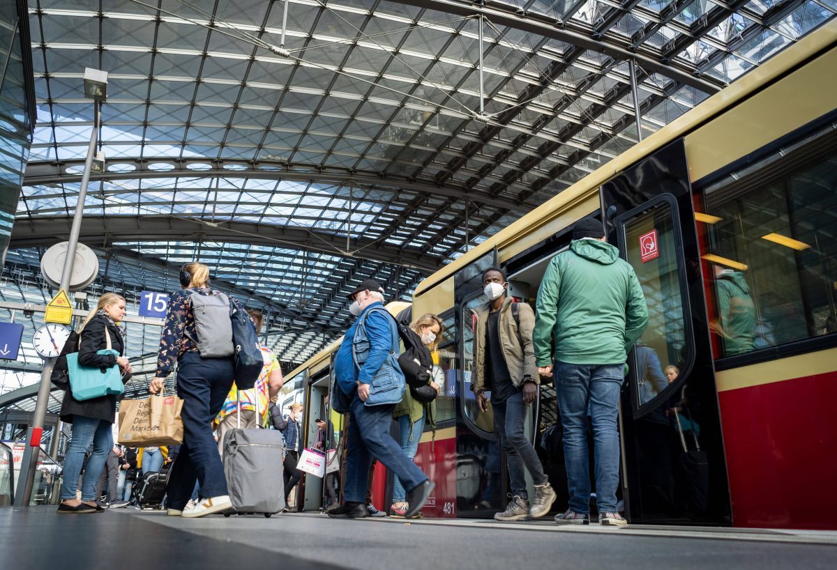 BVG Und S-Bahn: Neuregelung Für Sozialtickets! - Berlin-live.de