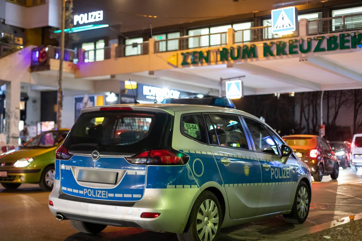 Polizeiwache am Kottbusser Tor in Kreuzberg.