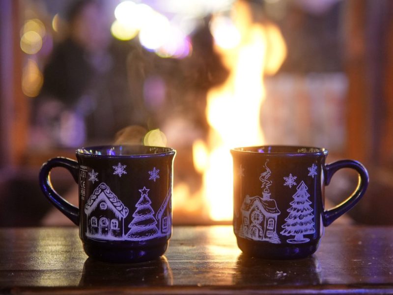 Weihnachtsmarkt in Berlin: 7-Euro-Glühwein – Betreiber bezieht Stellung