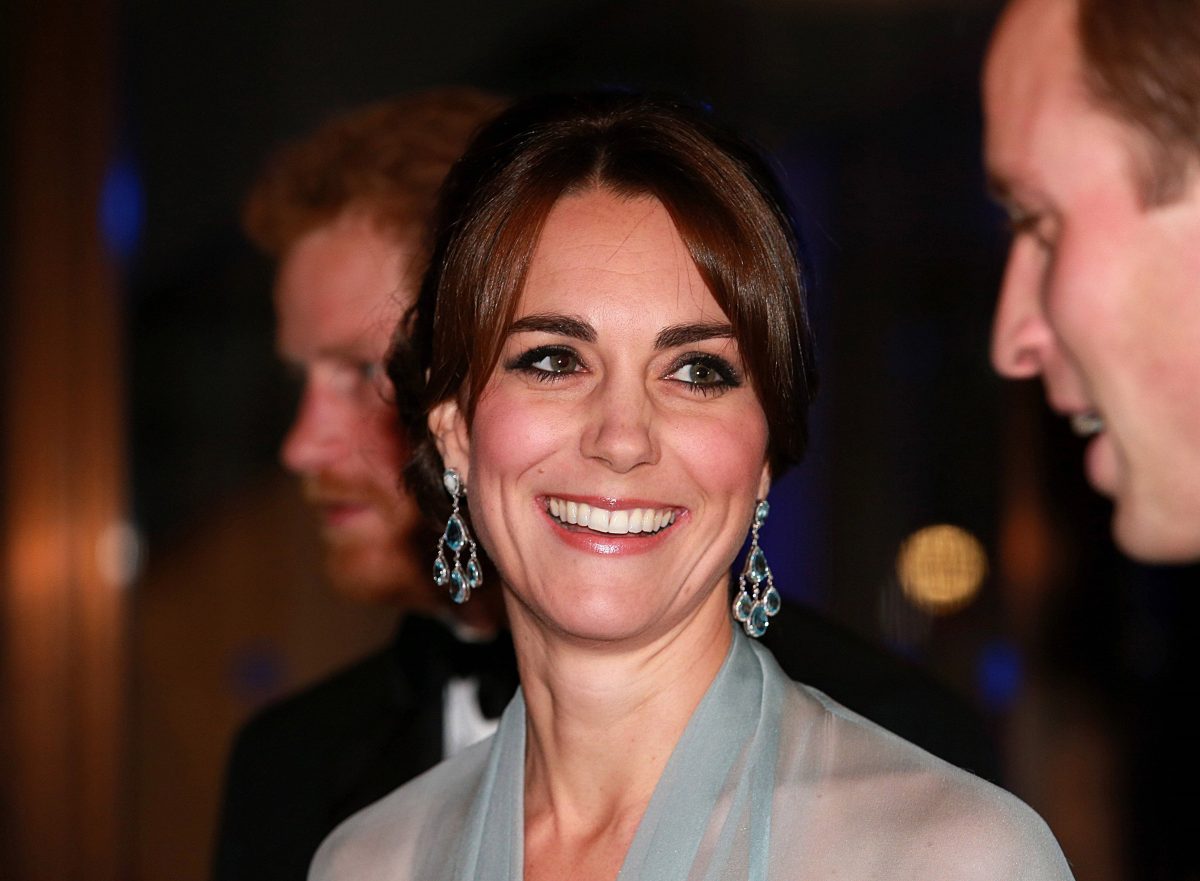 Bei ihrem ersten Weihnachtsfest mit den Royals stand Kate Middleton vor einer großen Herausforderung – und brachte alle zum Staunen.