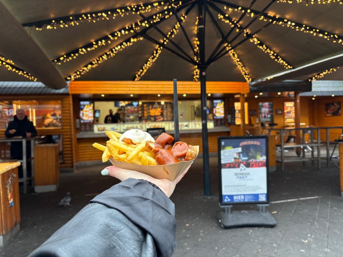 Das Bratwursthaus in Bochum . Was ist hier anders als bei der Berliner Currywurst?